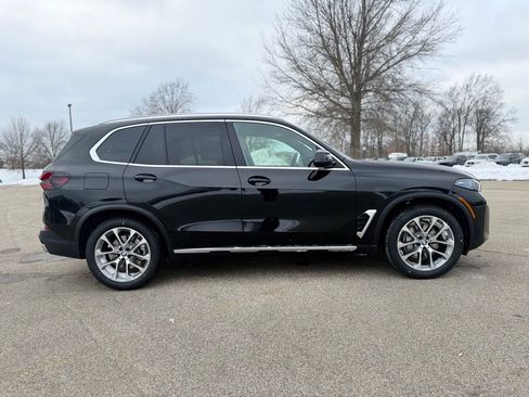 New 2026 BMW X5 xDrive40i w/ Premium Package image 7
