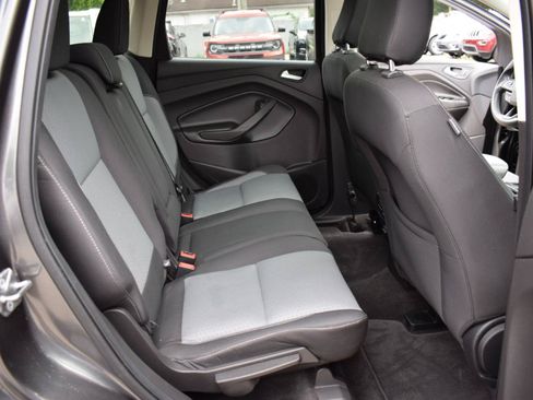 Used 2018 Ford Escape SE FWD image 28