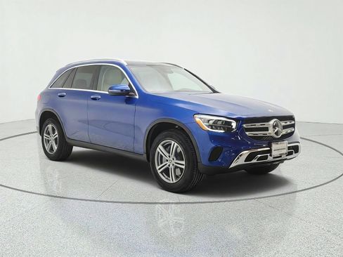 Used 2022 Mercedes-Benz GLC 300 image 3