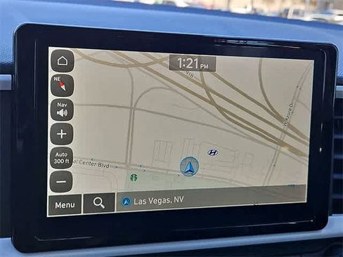 Used 2022 Hyundai Venue Limited image 27