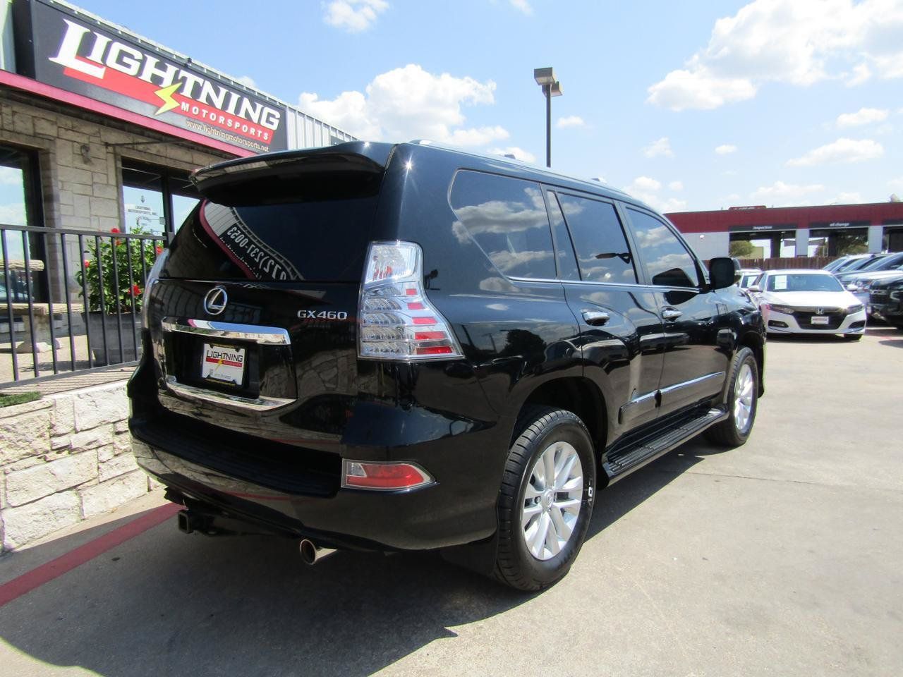 Used 2018 Lexus GX 460 Premium w/ Premium Package AWD/4WD image 4