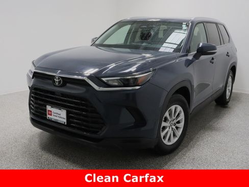 Certified 2025 Toyota Grand Highlander AWD image 2