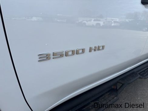 Used 2025 Chevrolet Silverado 3500 W/T image 14