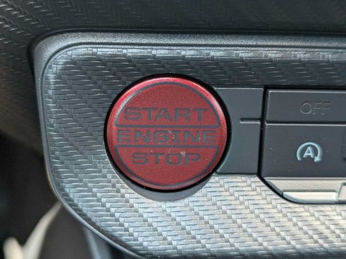 Used 2025 Ford Mustang GT RWD image 25
