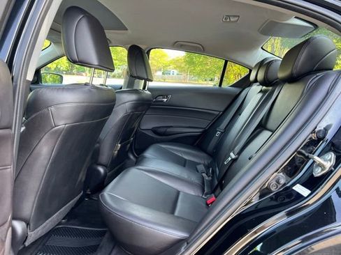 Used 2017 Acura ILX FWD image 15