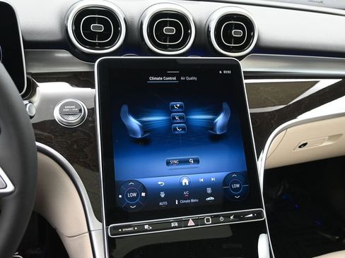 New 2025 Mercedes-Benz C 300 4MATIC Sedan image 14