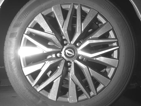 Used 2025 Nissan Altima 2.5 SV image 15