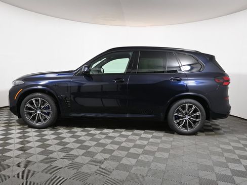 Used 2026 BMW X5 xDrive50e w/ M Sport Package AWD/4WD image 2