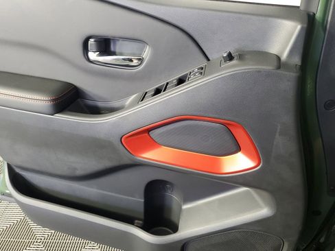 New 2025 Nissan Frontier PRO-4X image 29