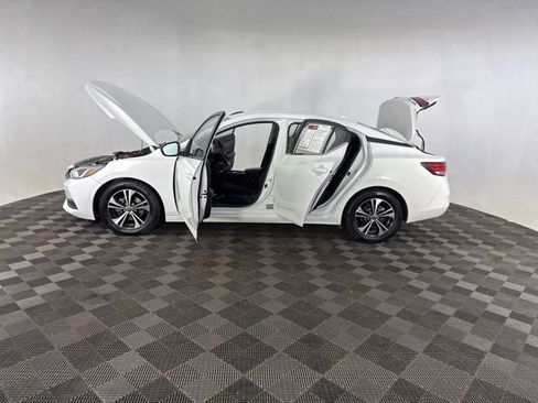 Used 2022 Nissan Sentra SV FWD image 11
