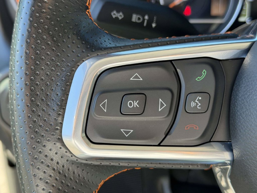 Used 2023 Jeep Gladiator Mojave w/ LED Lighting Group AWD/4WD image 30