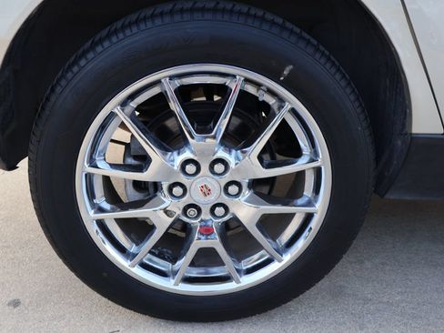 Used 2013 Cadillac SRX FWD image 9