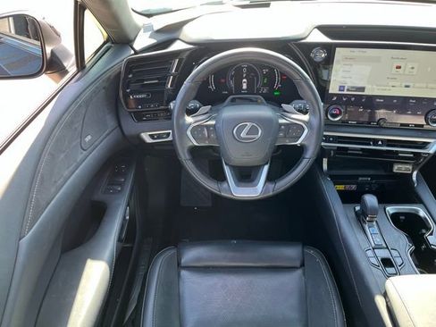 Used 2024 Lexus RX 450h AWD w/ Convenience Package image 13