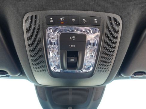 Used 2025 Mercedes-Benz GLE 450 4MATIC image 27