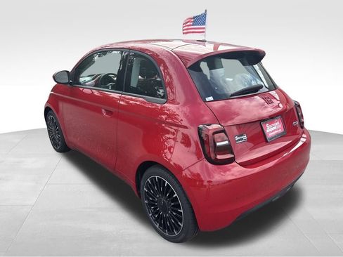New 2024 FIAT 500 e (RED) image 4