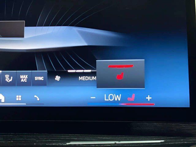 Used 2026 BMW 740i xDrive AWD/4WD image 46