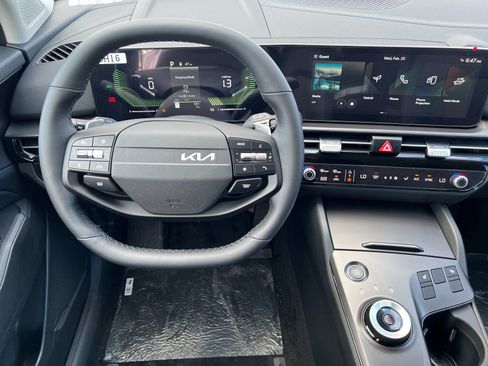 New 2026 Kia Sportage EX AWD/4WD image 14
