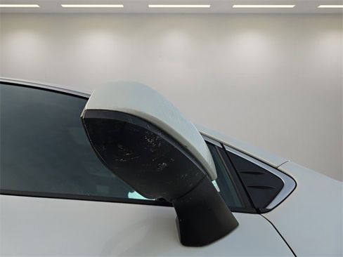 Used 2022 Toyota Sienna XLE image 17