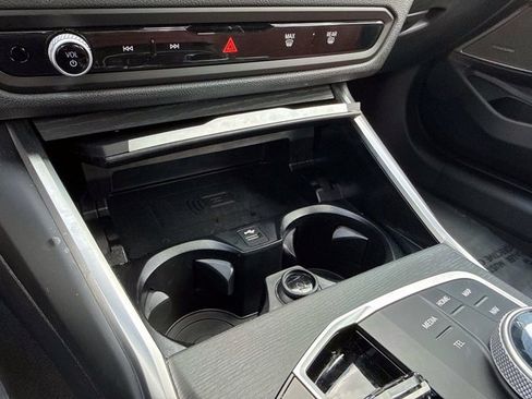 Used 2026 BMW 330i Sedan w/ M Sport Package RWD image 28