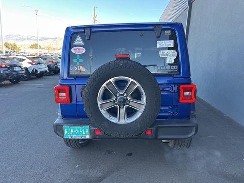 Used 2019 Jeep Wrangler Unlimited Sahara image 8