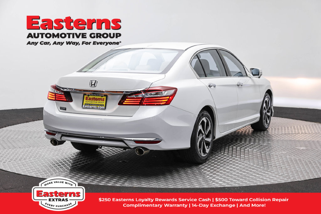 Used 2017 Honda Accord EX-L image 6