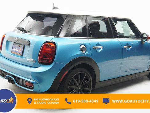 Used 2019 MINI Cooper S w/ Premium Package image 6