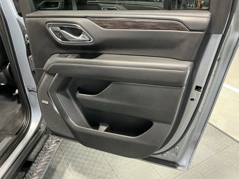Used 2024 Chevrolet Suburban Z71 w/ Max Trailering Package image 45