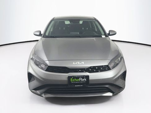 Used 2024 Kia Forte LXS FWD image 2
