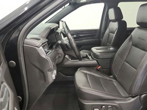 Used 2023 GMC Yukon Denali image 18
