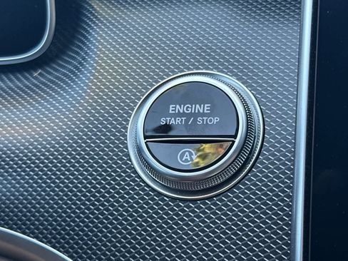 Certified 2025 Mercedes-Benz C 300 4MATIC Sedan image 20