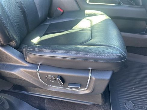 Used 2019 Ford Expedition Max Platinum image 28