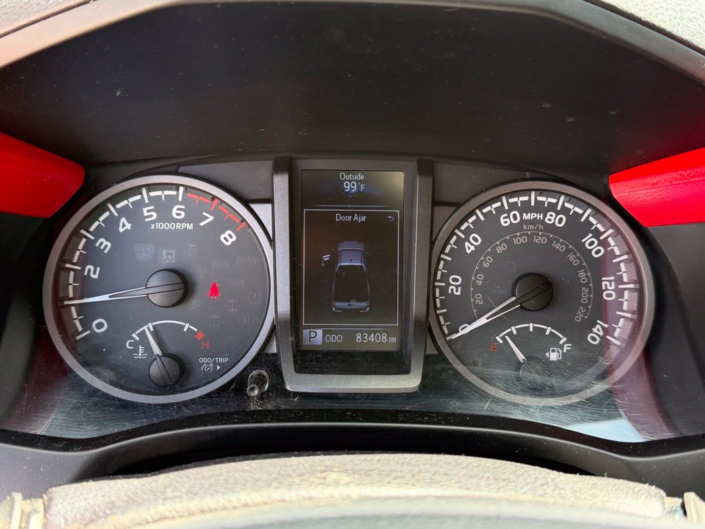 Used 2016 Toyota Tacoma TRD Sport w/ Towing Package RWD image 16