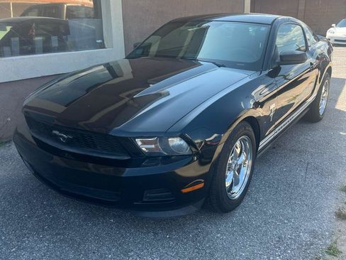 Used 2011 Ford Mustang Coupe w/ 101A Rapid Spec Order Code RWD image 3