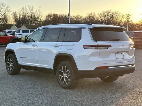 New 2025 Jeep Grand Cherokee L Limited image 4