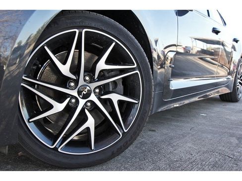 Used 2023 Kia Stinger GT-Line w/ Sun & Sound Package image 29