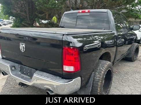 Used 2019 RAM 1500 Big Horn AWD/4WD image 9