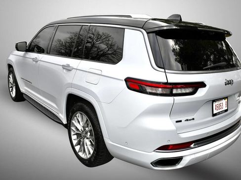 Used 2022 Jeep Grand Cherokee L Summit w/ Advanced Protech Group IV image 5