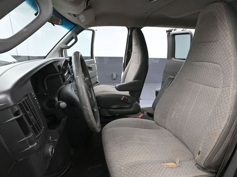 Used 2017 Chevrolet Express 3500 LT w/ LT Preferred Equipment Group image 21