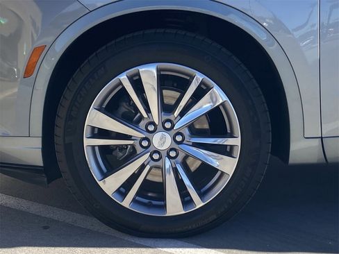 Certified 2025 Cadillac XT6 Premium Luxury image 10