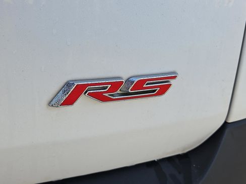 Used 2023 Chevrolet Traverse RS w/ LPO, Floor Liner Package image 16