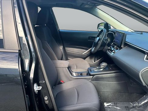 Certified 2026 Toyota Corolla Cross LE w/ Moonroof Package AWD/4WD image 9
