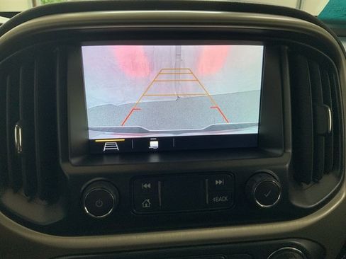 Used 2021 GMC Canyon Denali image 36