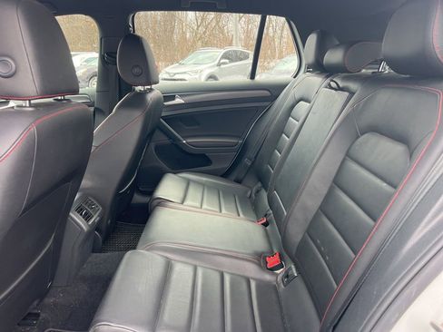 Used 2018 Volkswagen GTI SE w/ SE Leather Package image 3
