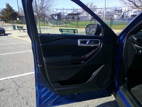 Used 2020 Ford Explorer XLT w/ Equipment Group 202A image 69