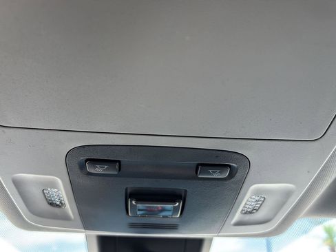 Used 2023 Toyota Camry SE image 34