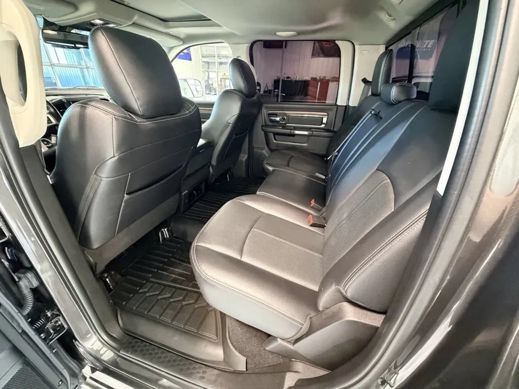 Used 2018 RAM 2500 Laramie w/ Off Road Package AWD/4WD image 32