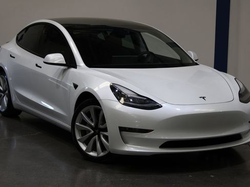 Used 2019 Tesla Model 3 Long Range AWD/4WD image 2