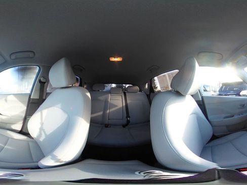 Used 2025 Hyundai Kona SEL image 43