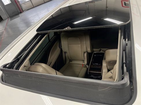 Used 2022 Lincoln Aviator Reserve w/ Equipment Group 201A image 23