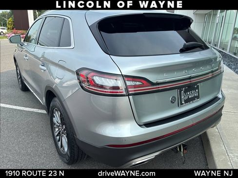 Certified 2023 Lincoln Nautilus AWD w/ Premium Package image 4